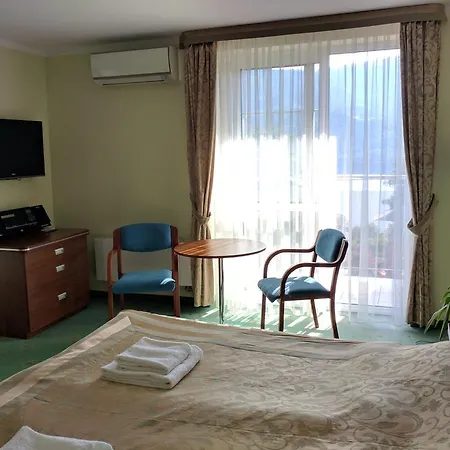 Willa Pod Skrzydlami Międzybrodzie Bialskie