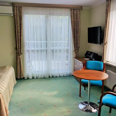 Pod Skrzydlami Guest house *