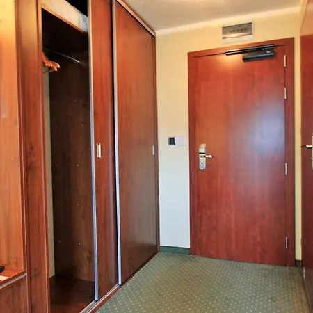 Pod Skrzydlami Guest house *