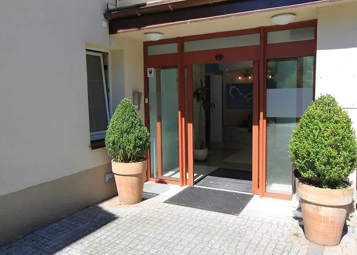 Pod Skrzydlami * Miedzybrodzie Bialskie