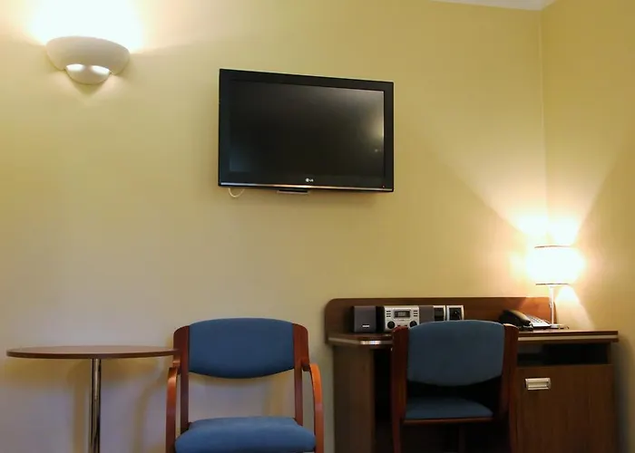 Pod Skrzydlami * Miedzybrodzie Bialskie